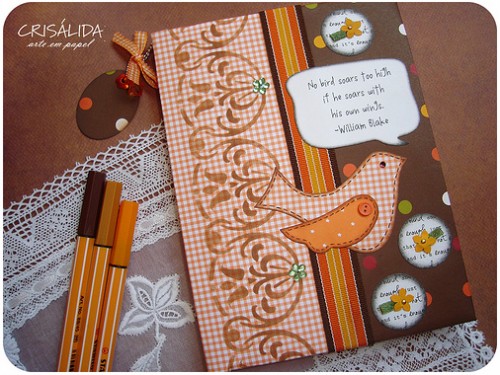 Caderno em Scrapbooking, feito pela Crisálida